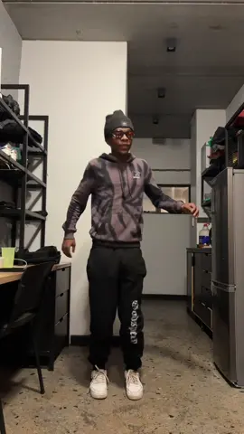 A post by @omaannn1 on TikTok caption: What’s your favourite throwbeke? 🕺🏽🕺🏽🕺🏽 #omaannn #bethakick #foryoupage #