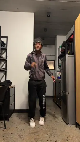 A post by @omaannn1 on TikTok caption: Mene Mene yena wetsang 😭😭🙌🏽🙌🏽🙌🏽🤯🤯🔥🔥🔥 #omaannn #bethakick #foryoupage #fyp 