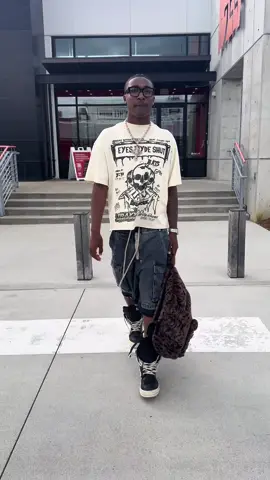 A post by @jaeelencheaves on TikTok caption: poetry in motion #fypシ #fashion 