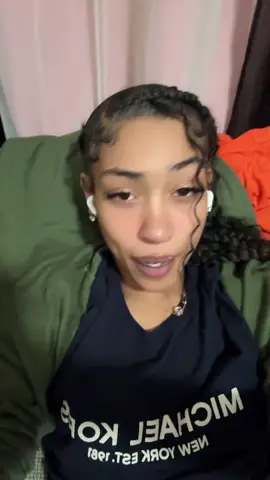 A post by @lovin1_liyah on TikTok caption: ahahahahah 😂😂