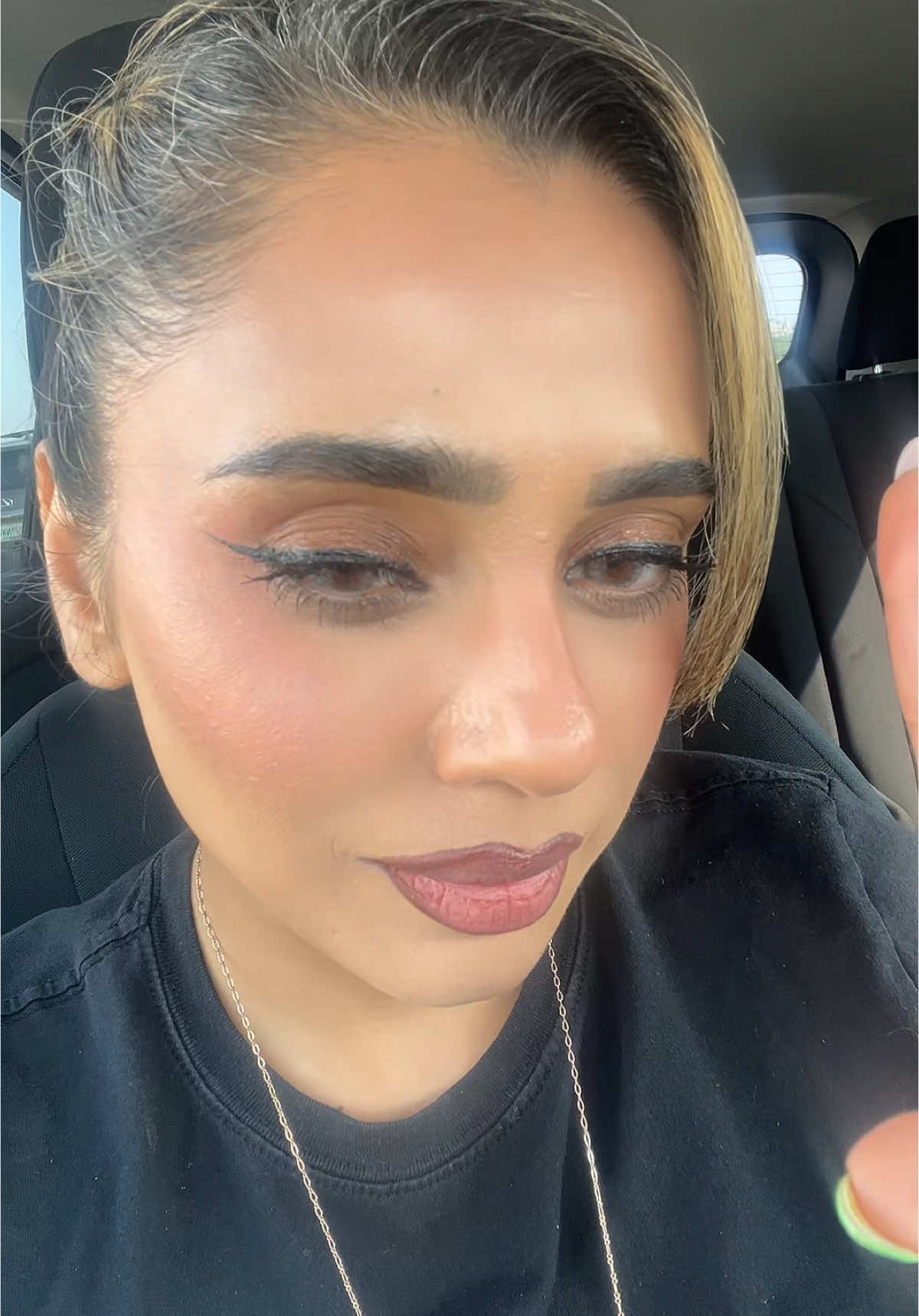 A post by @everandhawaofficial on TikTok caption: 💁‍♀️ #watchthespace #imcominginhot🔥 