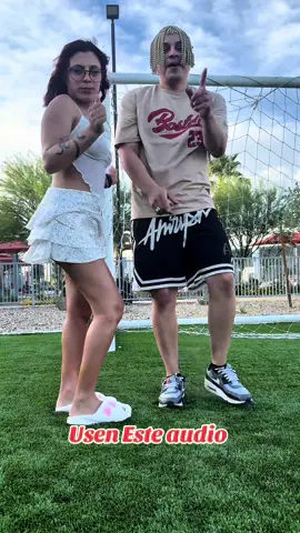 A post by @dansurtiktok on TikTok caption: Usen el audio @Soy__tefy04👩🏼‍🦰🐺 @JUANITOELMILLONZUKI #belikinbelicon #dansur #viral #millonzuki 