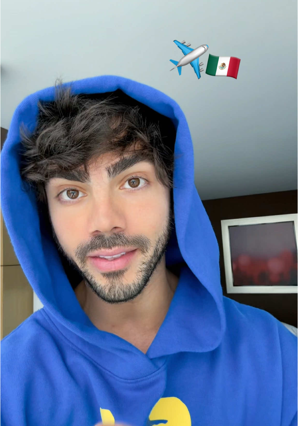 A post by @fedevigevani on TikTok caption: quién quiere salir en uno mis videos?