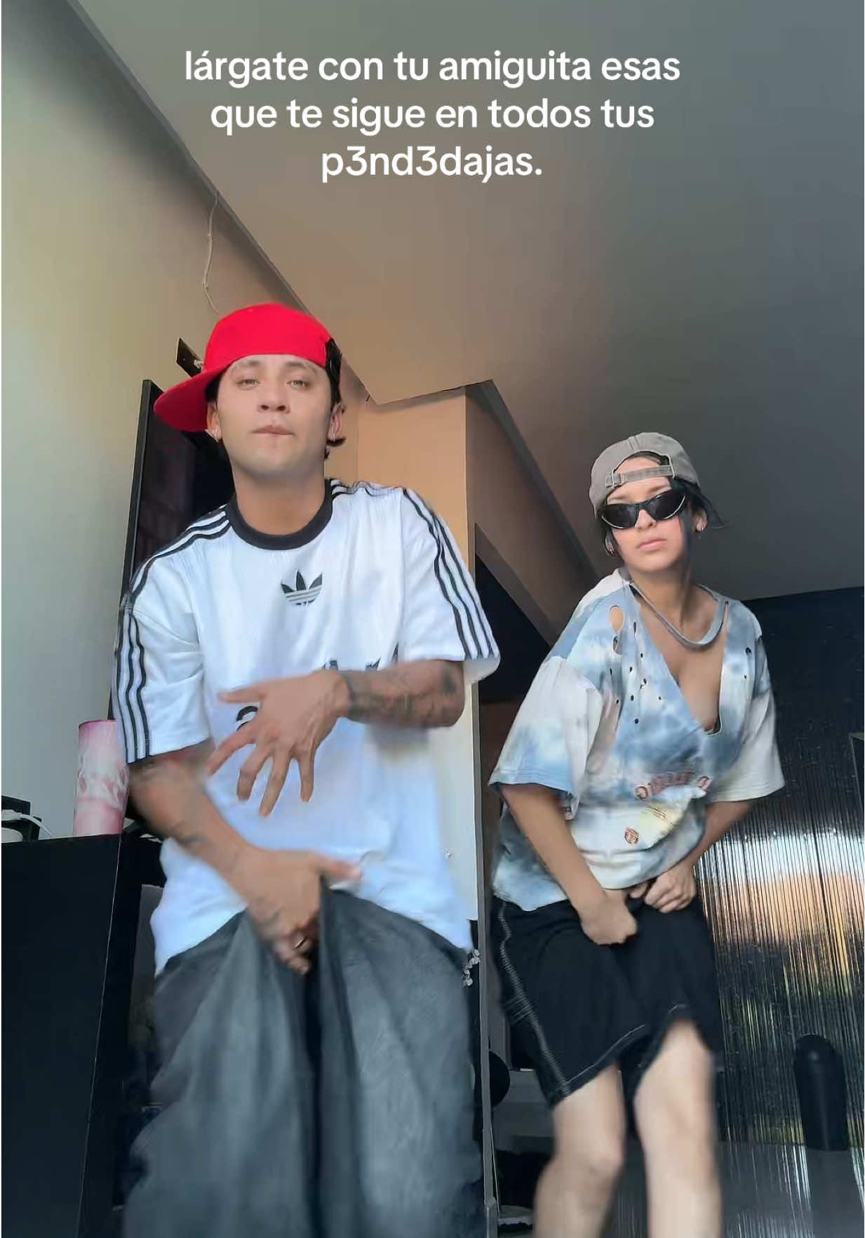 A post by @elrodcontreras on TikTok caption: Te amo te amo te amo 😂❤️❤️‍🩹. @esmebaby 