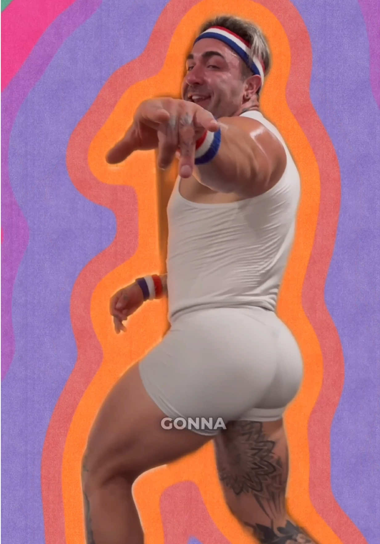 A post by @nunzziii on TikTok caption: Coach NUNZI’s BUNZI’s Glute Wokrout! #glutes 
