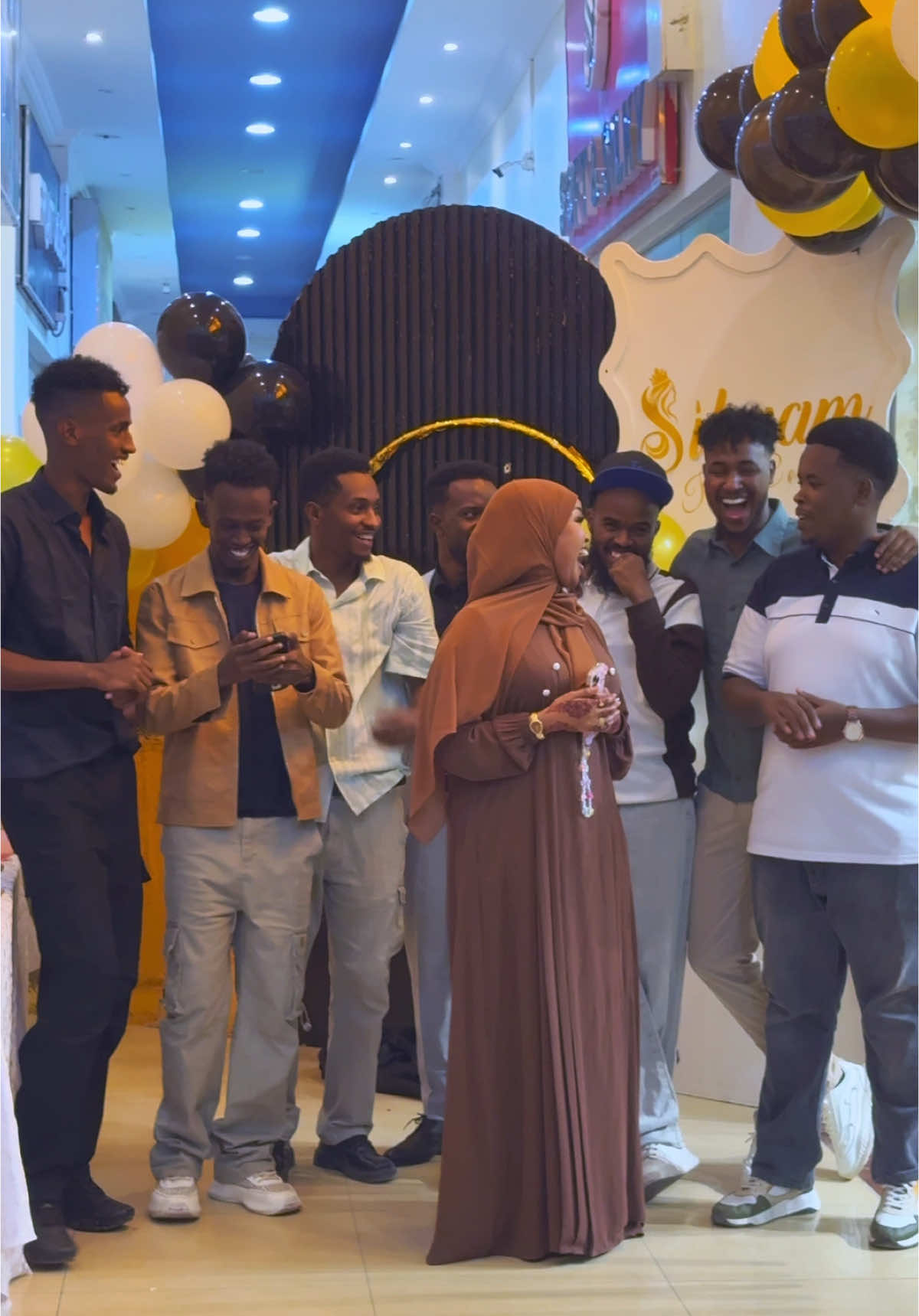 A post by @guxaaye on TikTok caption: Hambalyo @Sihaam Tahlil #guxaaye 