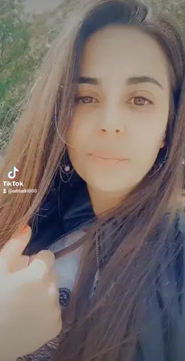 A post by @adriadri000 on TikTok caption: #fyyyyyyyyyyyyyyyy #tik_tok #foryoupage 