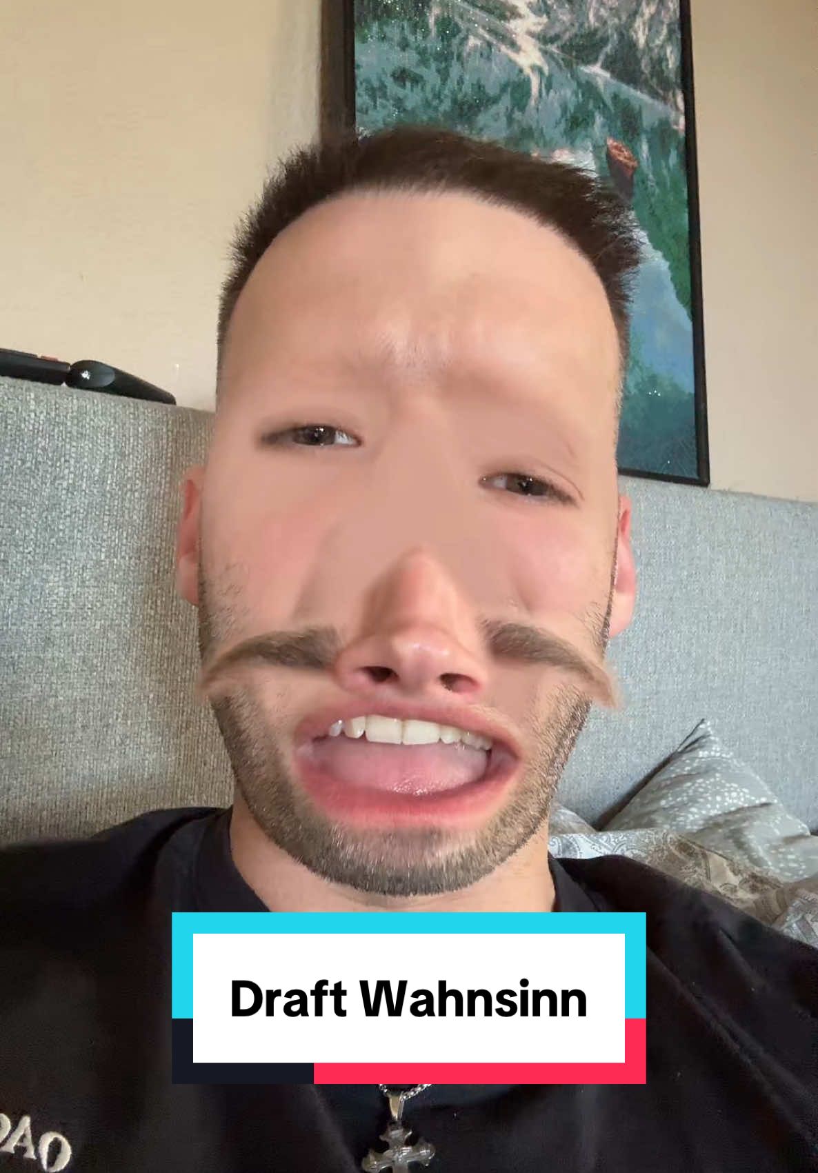 A post by @nico_spedicato on TikTok caption: Diese fy page - hart erarbeitet! #trend #comedy #lustig #drafts 