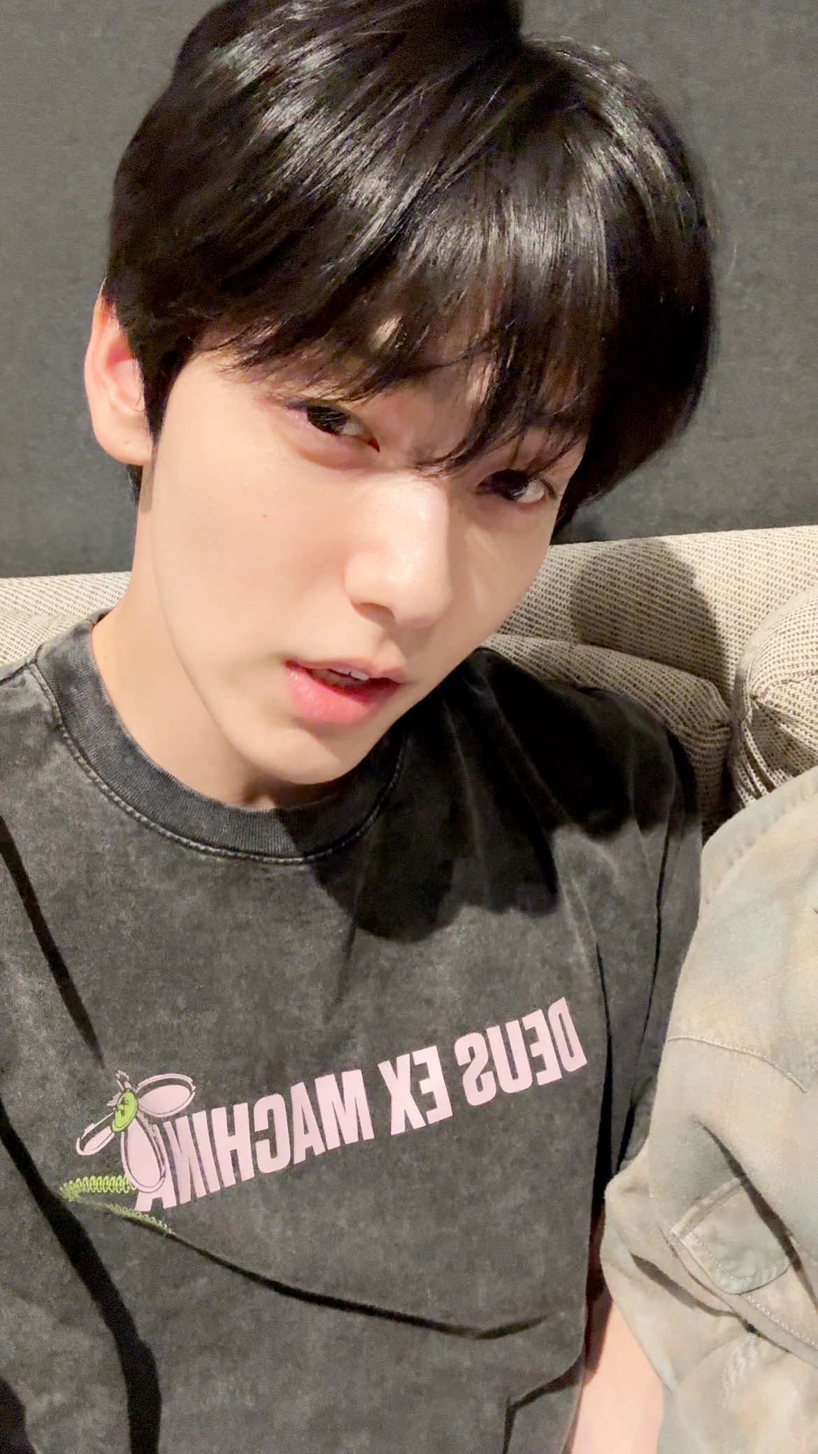 A post by @txt.bighitent on TikTok caption: 🤧