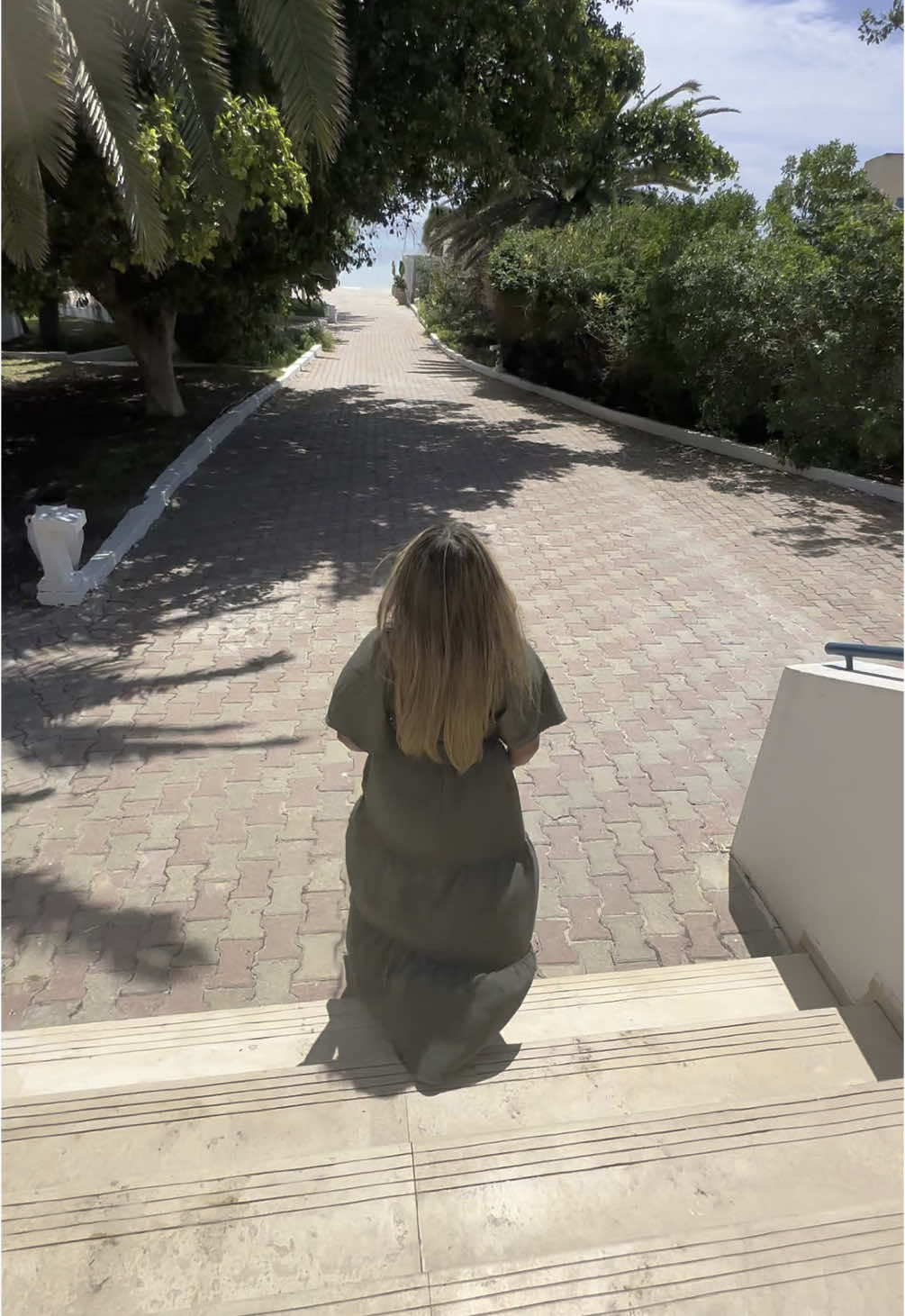 A post by @tanyabegum04 on TikTok caption: #tanyabegum04 #foryoupagе #bengaligirl #tunisia🇹🇳 #wedonttalkanymore #aestheticvideos 