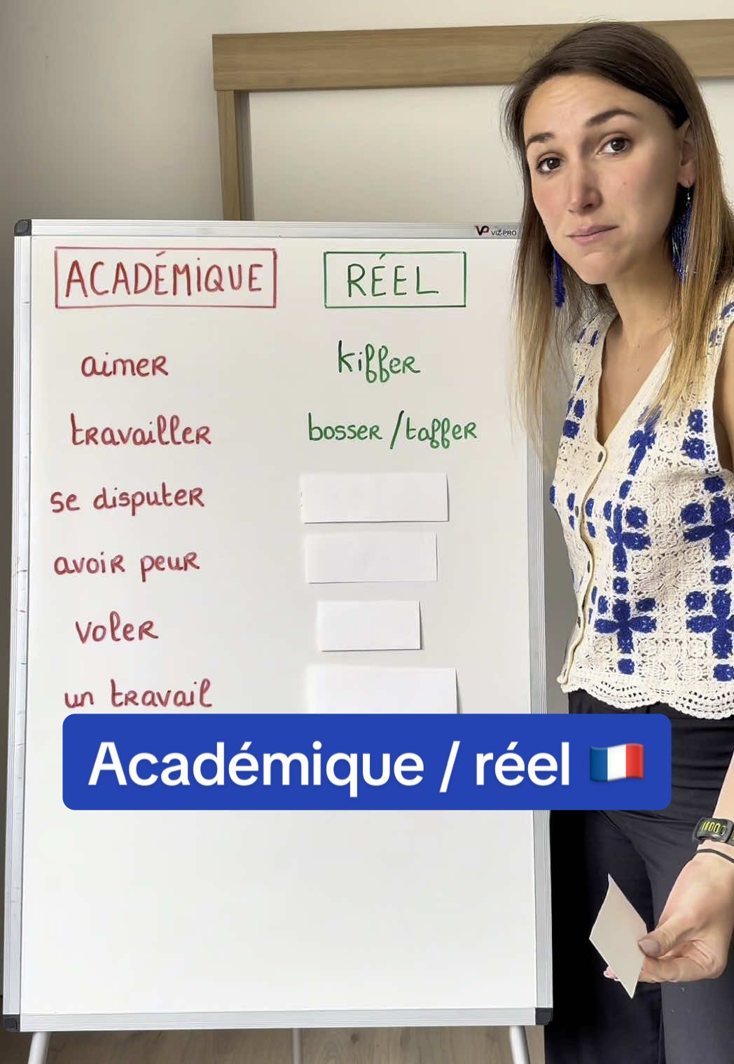 A post by @francesconmarie_ on TikTok caption: Cursos de francés para hispanohablantes, da clic en el link de mi perfil 🇫🇷 #CapCut #clasesdefrances #francia #frances #french #frenchlanguage #Francia 
