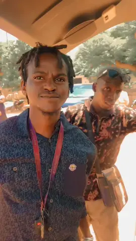 A post by @comedien_kante on TikTok caption: Rdv le jour de la fête de Tabaski au CICB Entrée : 10.000 FCFA - Infoline : 73 28 96 40