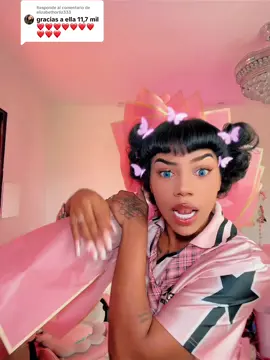 A post by @honey__perez on TikTok caption: Respuesta a @elizabethortiz333 ahhh🤭🔥 #tiktokk #live 