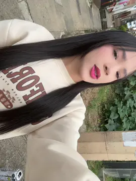 A post by @r_oyerlin on TikTok