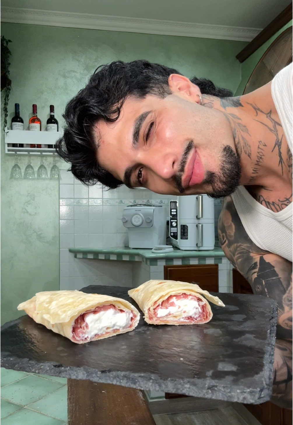 A post by @manny_hp on TikTok caption: Piadina