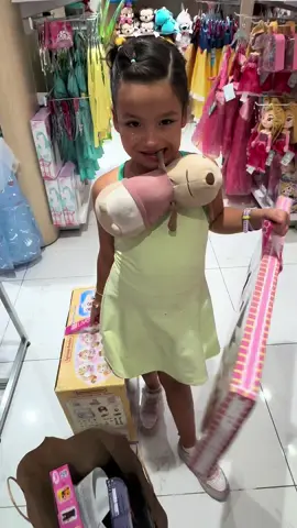 A post by @loos.rabadan on TikTok caption: La más consentida 🥰