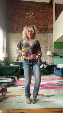 A post by @kennabeann14 on TikTok caption: This dance omg>> tag dc!! 