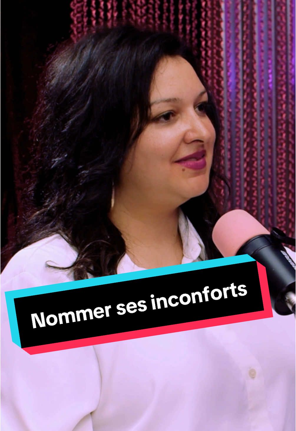 A post by @sxoralpodcast on TikTok caption: Nommer ses inconforts, @Sandra #podcastqc #podcastclips #joaniegrenier #couplegoals #datingadvice @Joanie Grenier @Lysandre Nadeau 