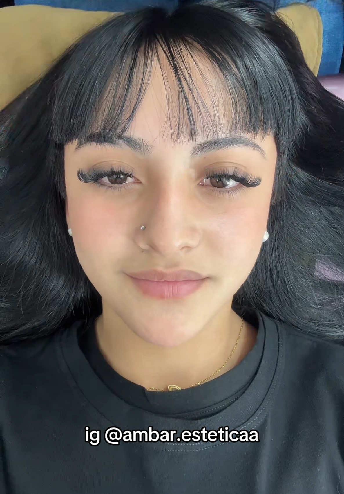 A post by @celestteanabel on TikTok caption: les dejo el ig de mi lashista, vayan a seguirla💘 #fyp #parati #lashes #tiktok #foryoupage 