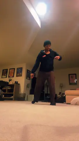 A post by @blakesrobinsonn on TikTok caption: this dance is a vibe😎#dance 