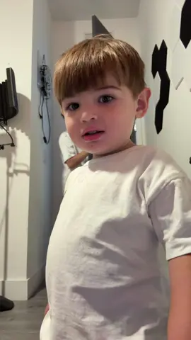 A post by @augustogimenez on TikTok caption: No puede ser 😂