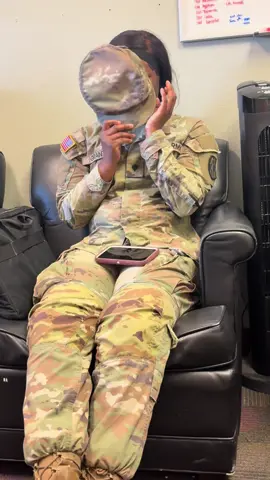 A post by @catchupwithcarlos on TikTok caption: Learning Spanish made easy 😂 #fyp #socks #esosiquees #lol #justforfun #miltok #usarmy #sharingalaugh #soldiers 