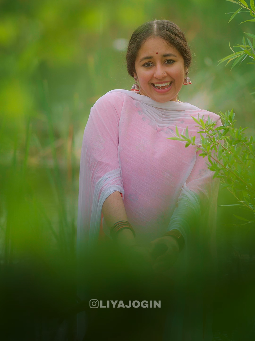 A post by @liyajogin on TikTok caption: മഞ്ഞ് പെയ്യണ 📷Joginmathew #kavyadileepsong #chandranudikkunnadikkilsong #kavyamadhavansong #manjupeyyana  #laljosesong #malayalamhitsongs #trending #viral #liyajogin #joginmathew