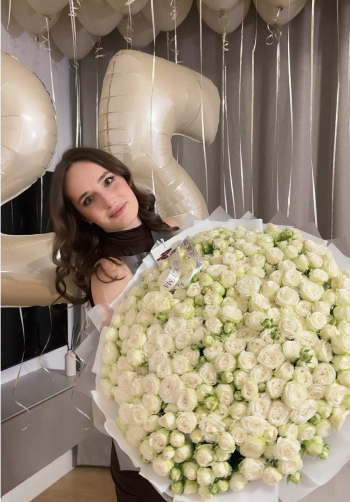 A post by @polssau on TikTok caption: Мои 25❤️🥹 У меня лучший муж!