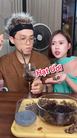 A post by @vietphuongthoa98 on TikTok caption: Hạt Ươi ăn mát ghê mà giá hết hồn 😆