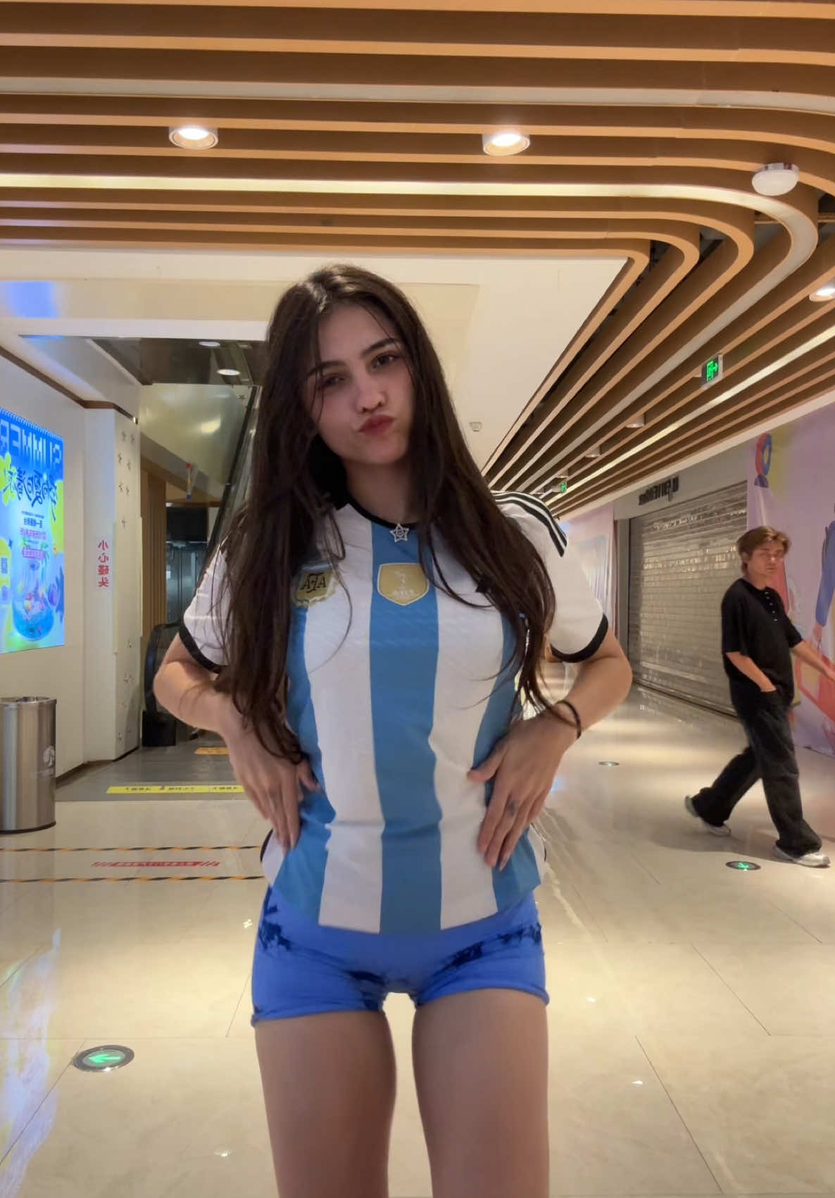A post by @iaaras2 on TikTok