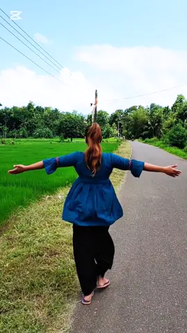 A post by @thrikala_dharani on TikTok caption: සමහරුන්ට නම් පොශ් මදිවෙයි 🙈🤭 මට නම් දිව්‍යලෝකයක් ☘️ #topmodelsbythrikaladharani #thrikaladharani #fypage #gampahaඅපි🌺 #foryou #fyy #fyy #fyp #fppppppppppppppppppp 