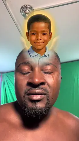 A post by @mr_seksii on TikTok caption: Vous m’avez demandé de faire une vidéo pour rendre hommage à bébé Mathis mais c’est très difficile car je suis avant tout une personne très sensible 😭