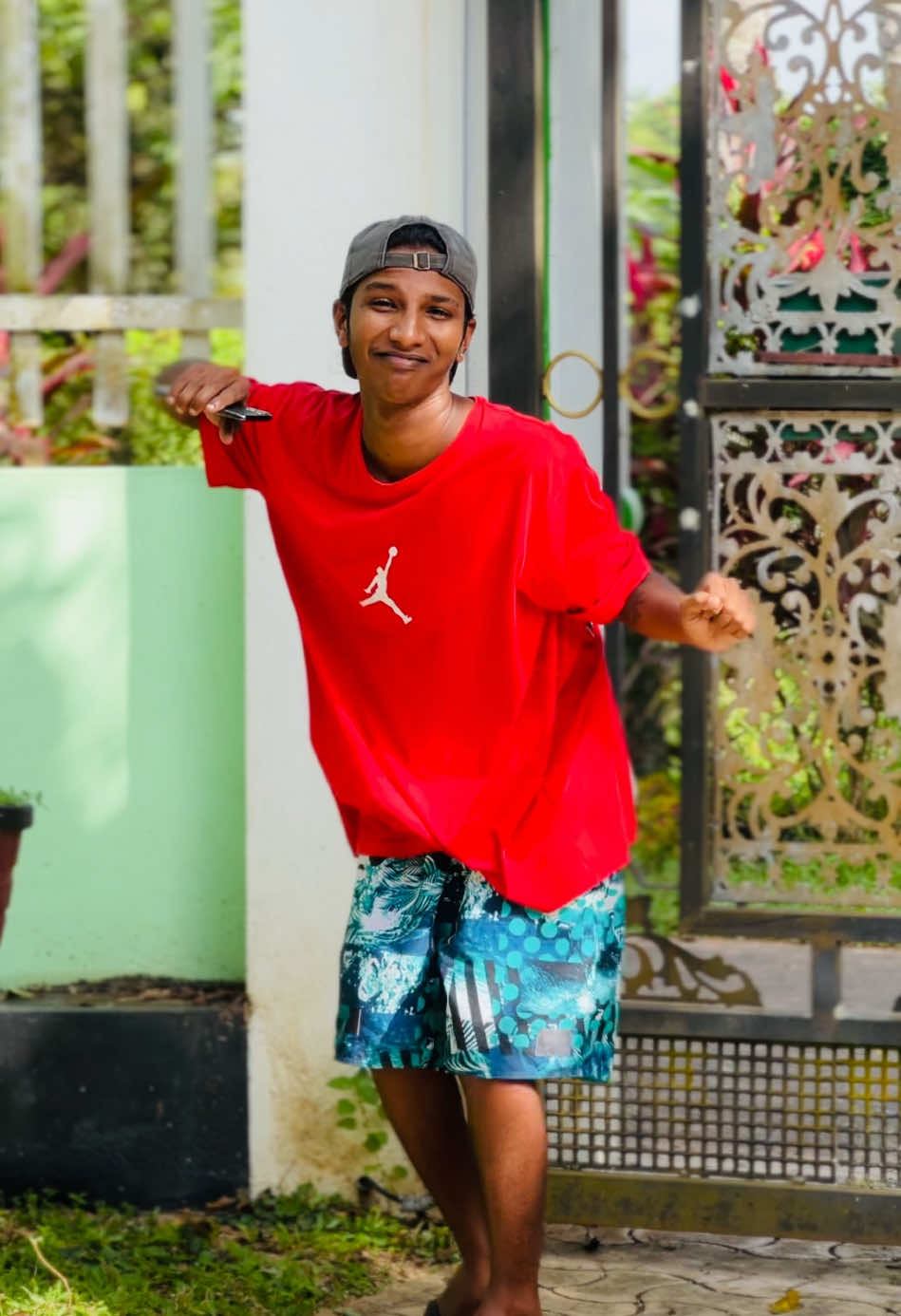 A post by @rukaa_07 on TikTok caption: හදවත කියන විදිහට නටන්න! Beat එක @Producer 99  දීලා තියෙනවා 😉🔥 #වෙන්නප්පුවේ_අපි🥀🔥 #capcut #fypツ 