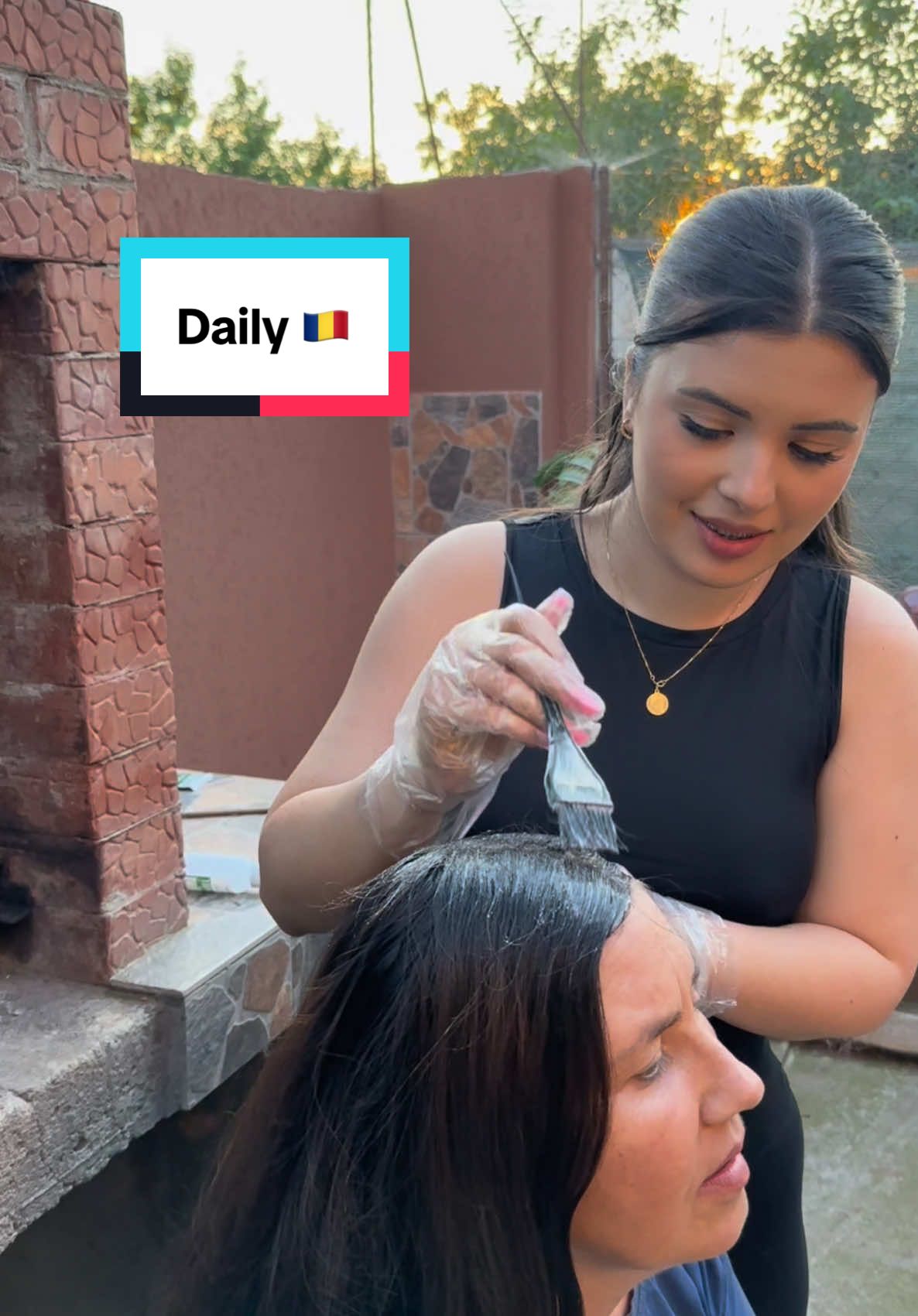A post by @denisa_cristina13 on TikTok caption: Ultimul daily din Ro🥺 acum așteptăm să vină ei în vizită la noi❤️ #romania🇷🇴 #foryoupage❤️ 