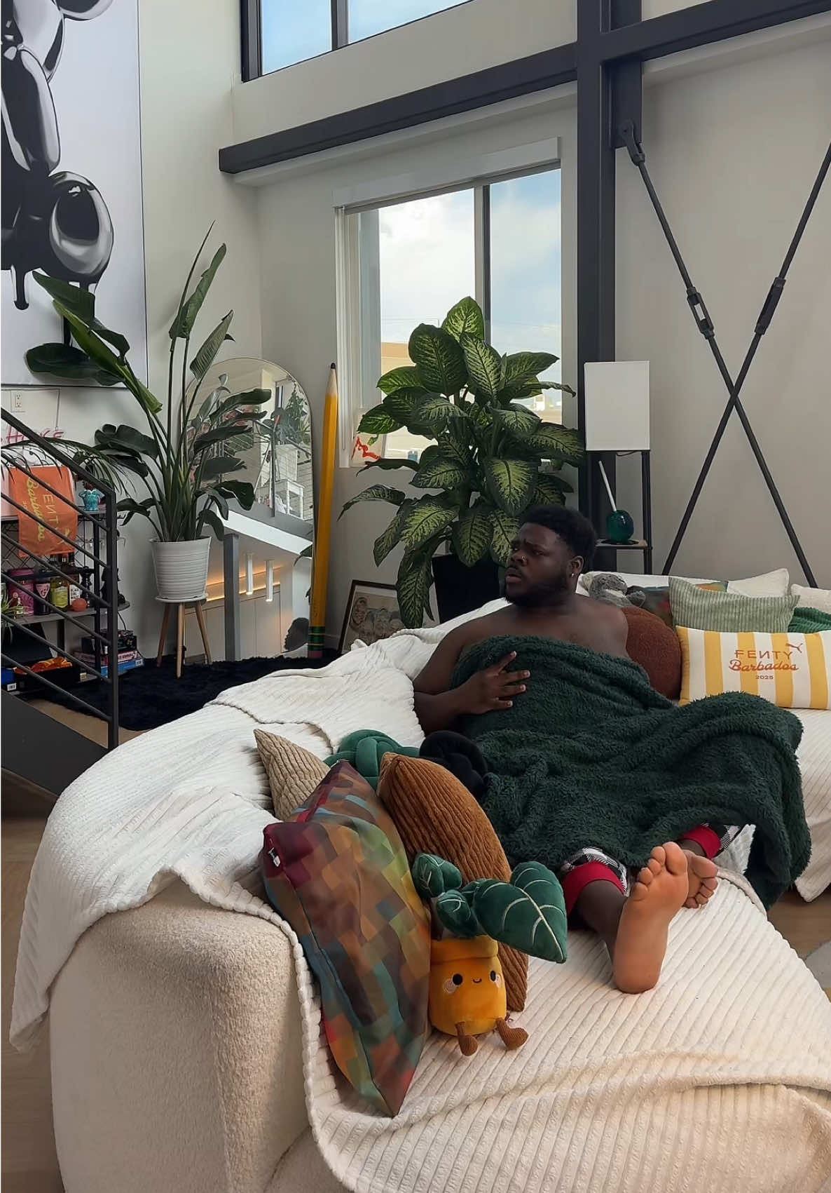 A post by @nene_la_shiro on TikTok caption: Yall unbigged ya backs yet? #funny 