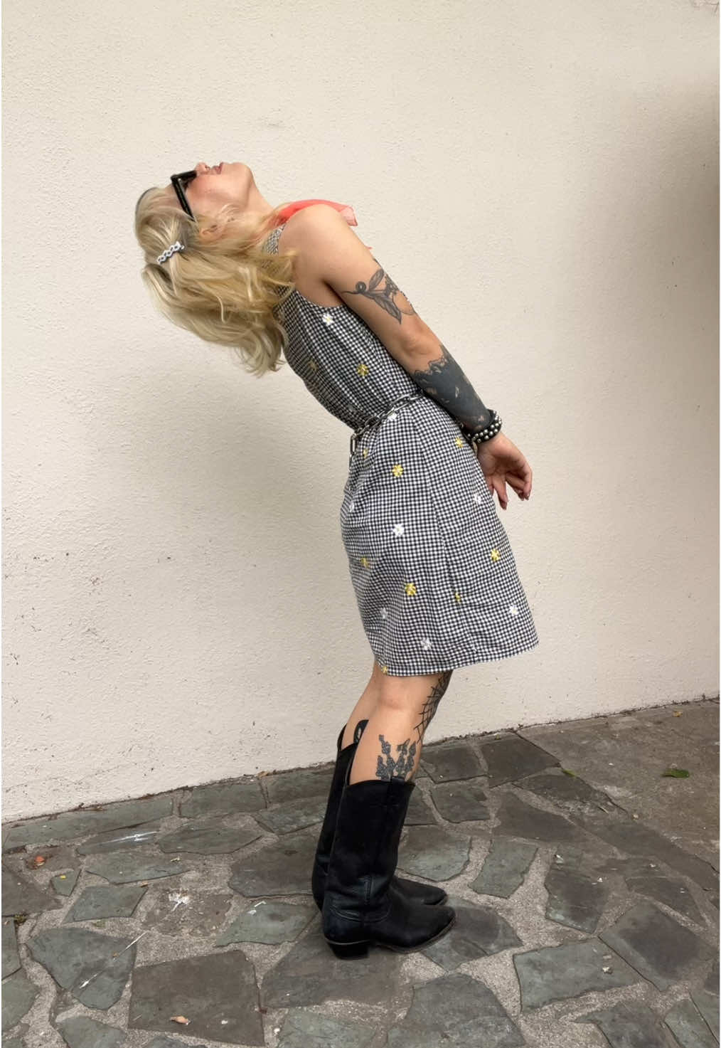 A post by @catchinglizards on TikTok caption: #ootd tbh!
