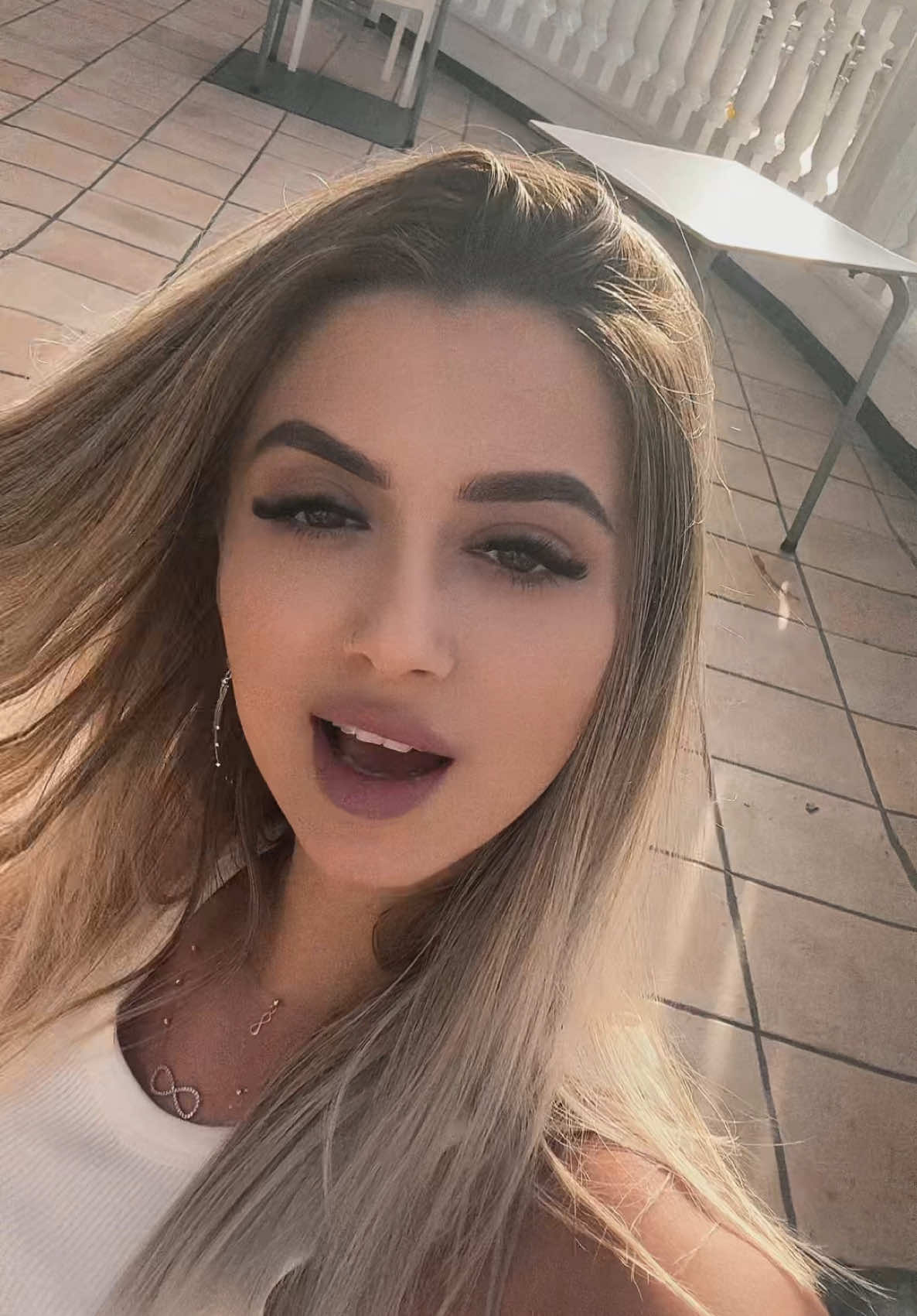 A post by @claudiamihalcea12 on TikTok caption: #tenerife🇮🇨 #foryoupagee #forupage 