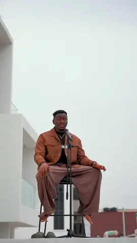 A post by @victorthompson1111 on TikTok caption: 😭😭 All of my Days, I’ll Praise your name Lord 🙌🏾🧎🏽