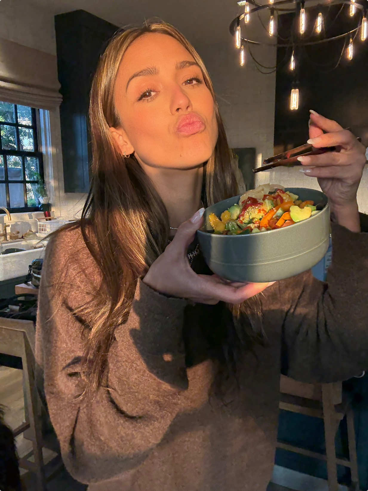 A post by @jessicaalba on TikTok caption: On the menu: #DIY #salmon bowls 🍴 #Dinner #SalmonBowl 