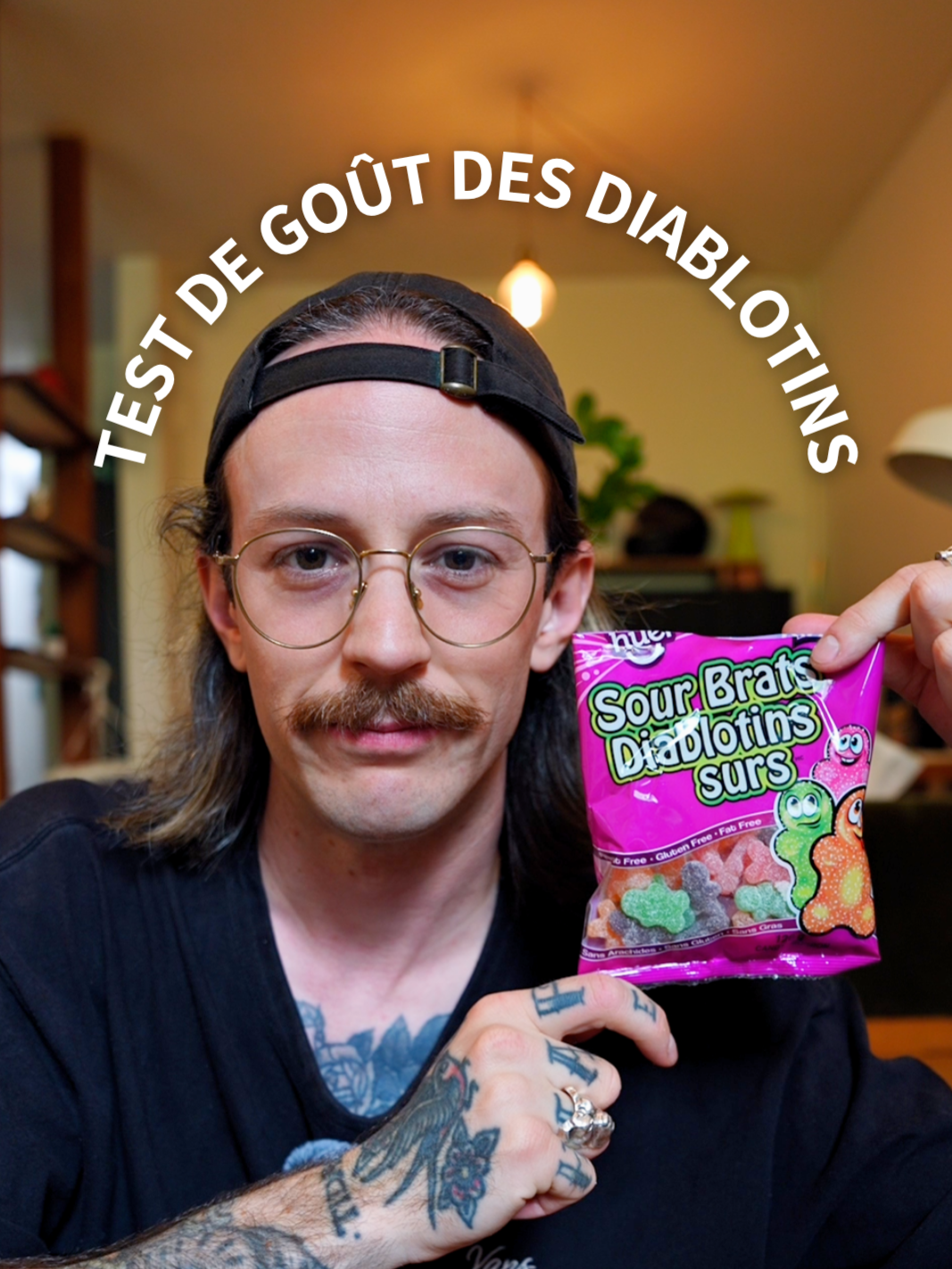 A post by @antoinebcotes on TikTok caption: Test de goût des gommeux Diablotins surs. #DeBase #testdegout #bonbons #humour