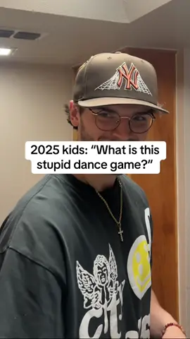 A post by @the_tji on TikTok caption: These kids don’t know about Ghost on Michael Jackson The Experience, I run this game🤷‍♂️ What should be next?🤔 #fyp #michaeljackson #ghost #goofin 