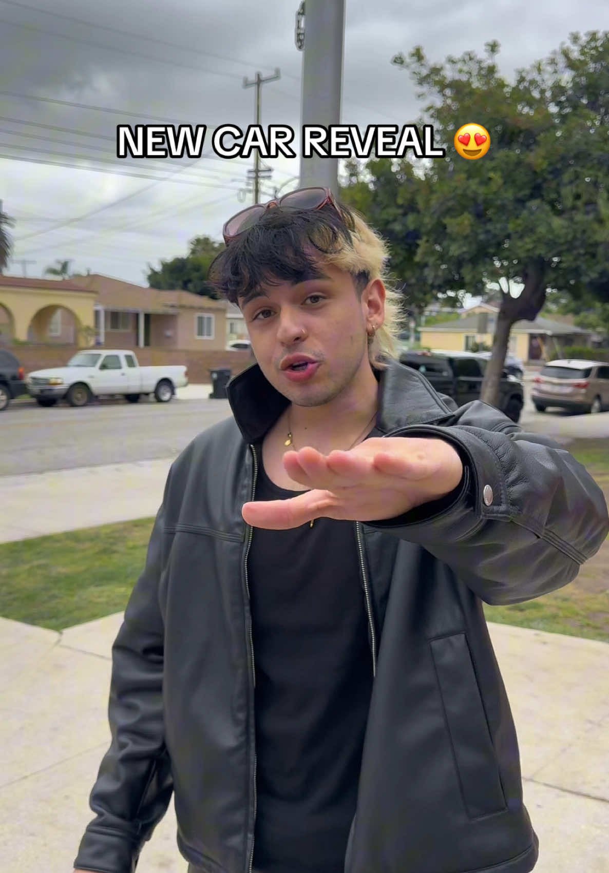 A post by @fabioguerrrraa on TikTok caption: lmk if i should crash your school next 🤩 #fabioguerra #fyp 