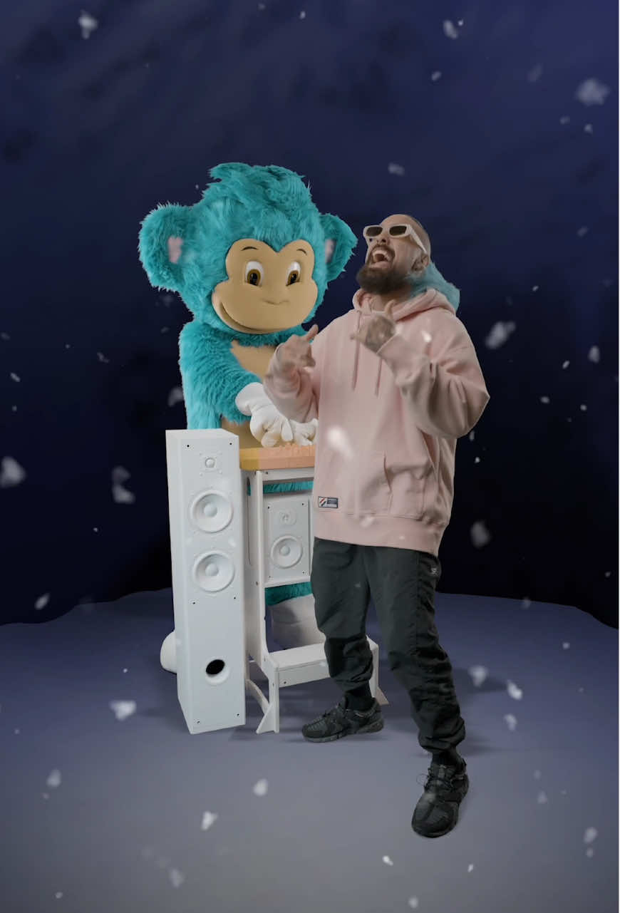 A post by @lenjpearce on TikTok caption: Let it go remix! 😎 for all my Frozen fans 🙌🏽 #lennypearce #toddlerdj #babyrave #parentsoftiktok #frozen #letitgo #techno 