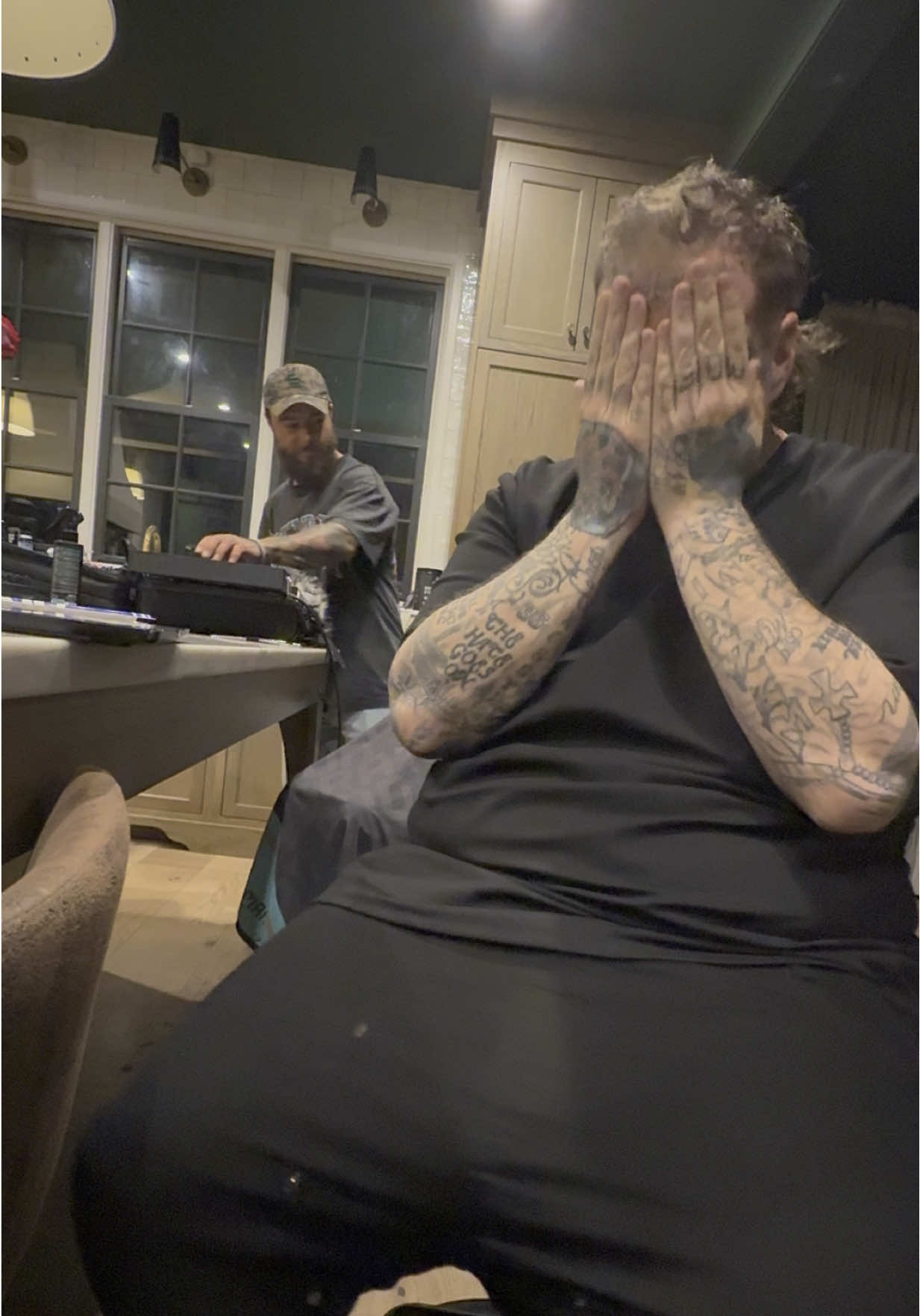 A post by @xomgitsbunnie on TikTok caption: Soooo proud of youuuuu handsome papa @Lil Wayne #jellyroll #lilwayne 