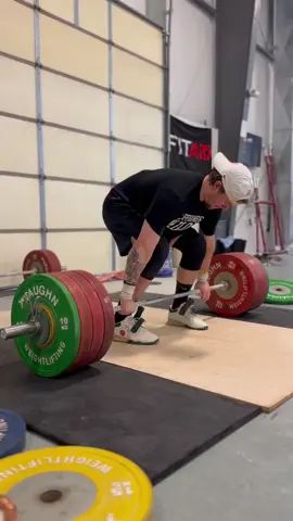 A post by @californiastrength on TikTok caption: @Morgan McCullough with a massive 195kg / 430lb Clean & Jerk 💥 Power. Precision. Poise under pressure.