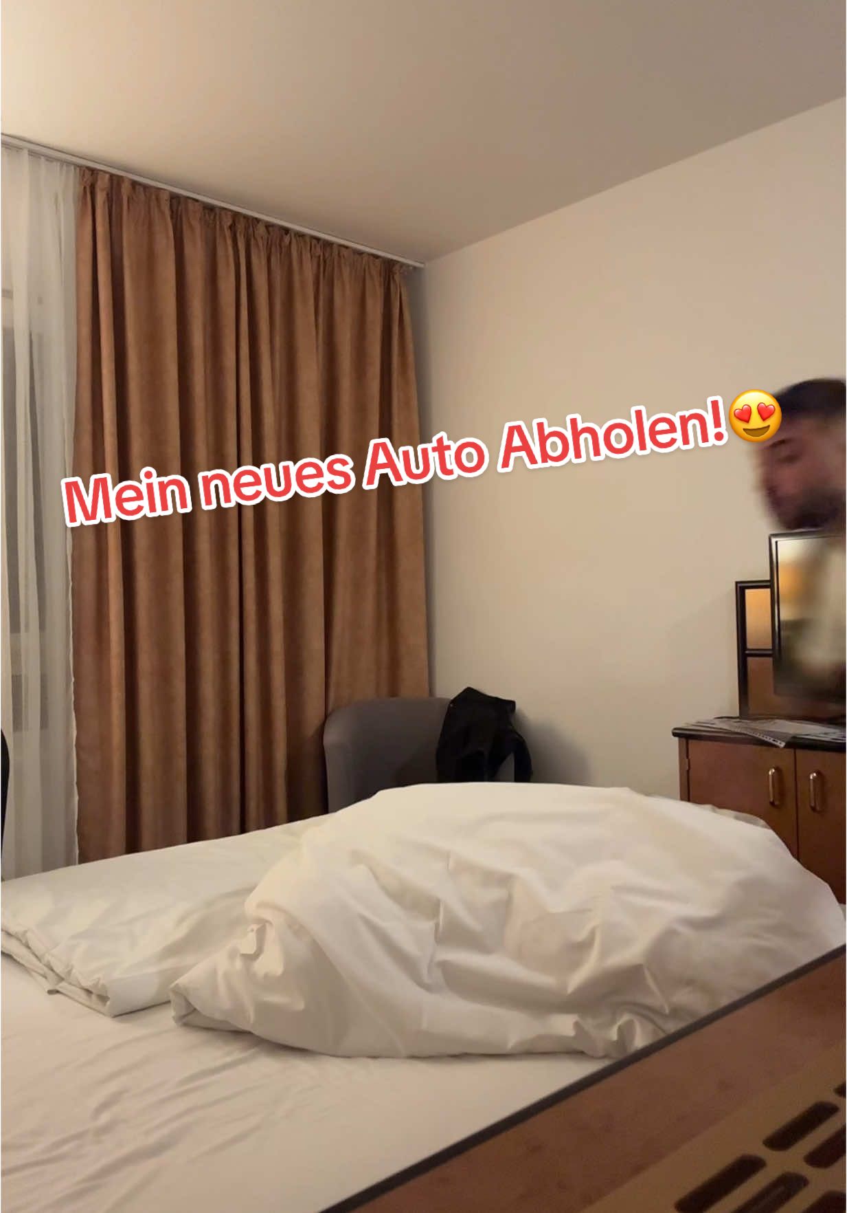 A post by @fmdaniel on TikTok caption: Ein ganzes Jahr darauf gewartet! Heute ist es soweit!😍💪🏽 #foryou #fyp #auto #newcar #fürdich #fy 