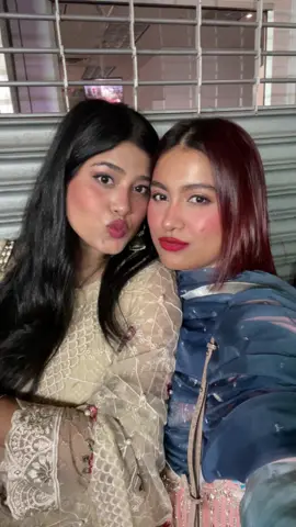A post by @elu_38 on TikTok caption: Eid Mubarak to everyone from nyc. Chaat raat celebration in Jackson Heights#eid#2025#browngirl#india#bangladesh#pakistan 