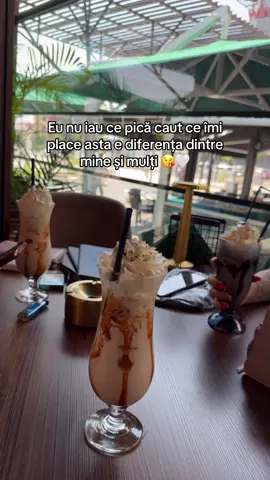 A post by @denyydenisa94 on TikTok caption: #fyy💋 