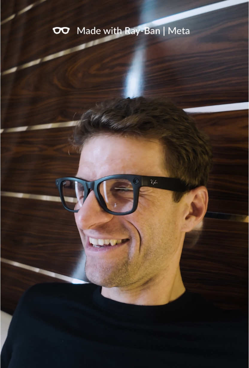 A post by @esmuellert on TikTok caption: ANZEIGE @raybanmeta  Wenn sogar Meta AI weiß, dass du der Raumdeuter bist. 😎