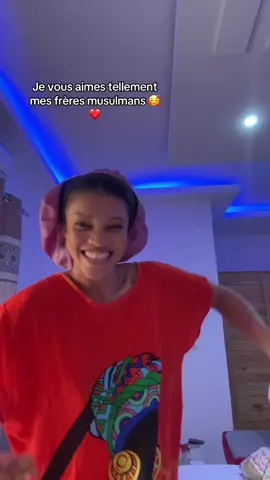 A post by @lameteick21officiel on TikTok caption: ❤️💕🥰 je vous aimes il es deja midi 🕛 on fait comment ? »